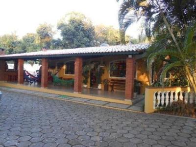 Ch�cara para Venda, em Tatu�, bairro Santu�rio N S de F�tima, 5 dormit�rios, 4 banheiros, 3 su�tes