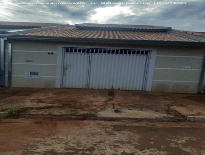 Casa para Venda, em Tatu�, bairro Jardins de Tatui, 2 dormit�rios, 1 banheiro, 1 vaga