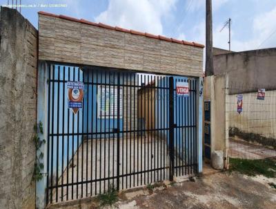 Casa para Venda, em Tatu�, bairro Jardim Santa Rita de C�ssia, 2 dormit�rios, 1 banheiro, 2 vagas
