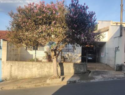 Casa para Venda, em Tatu�, bairro Centro, 2 dormit�rios, 2 banheiros, 4 vagas