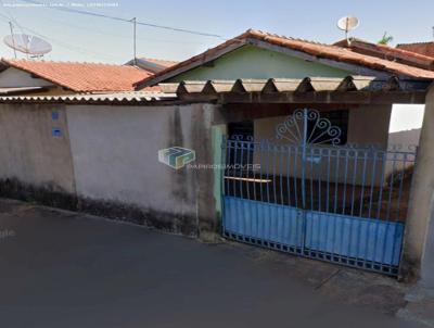 Casa para Venda, em Tatuí, bairro Conjunto Habitacional Orlando Lisboa de Almeida, 2 dormitórios, 2 banheiros, 1 suíte, 1 vaga